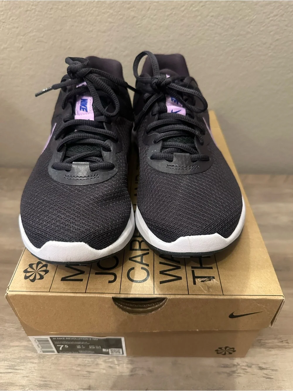 Women Nike Revolution 6 Athletic Shoe - Picture 3 of 8